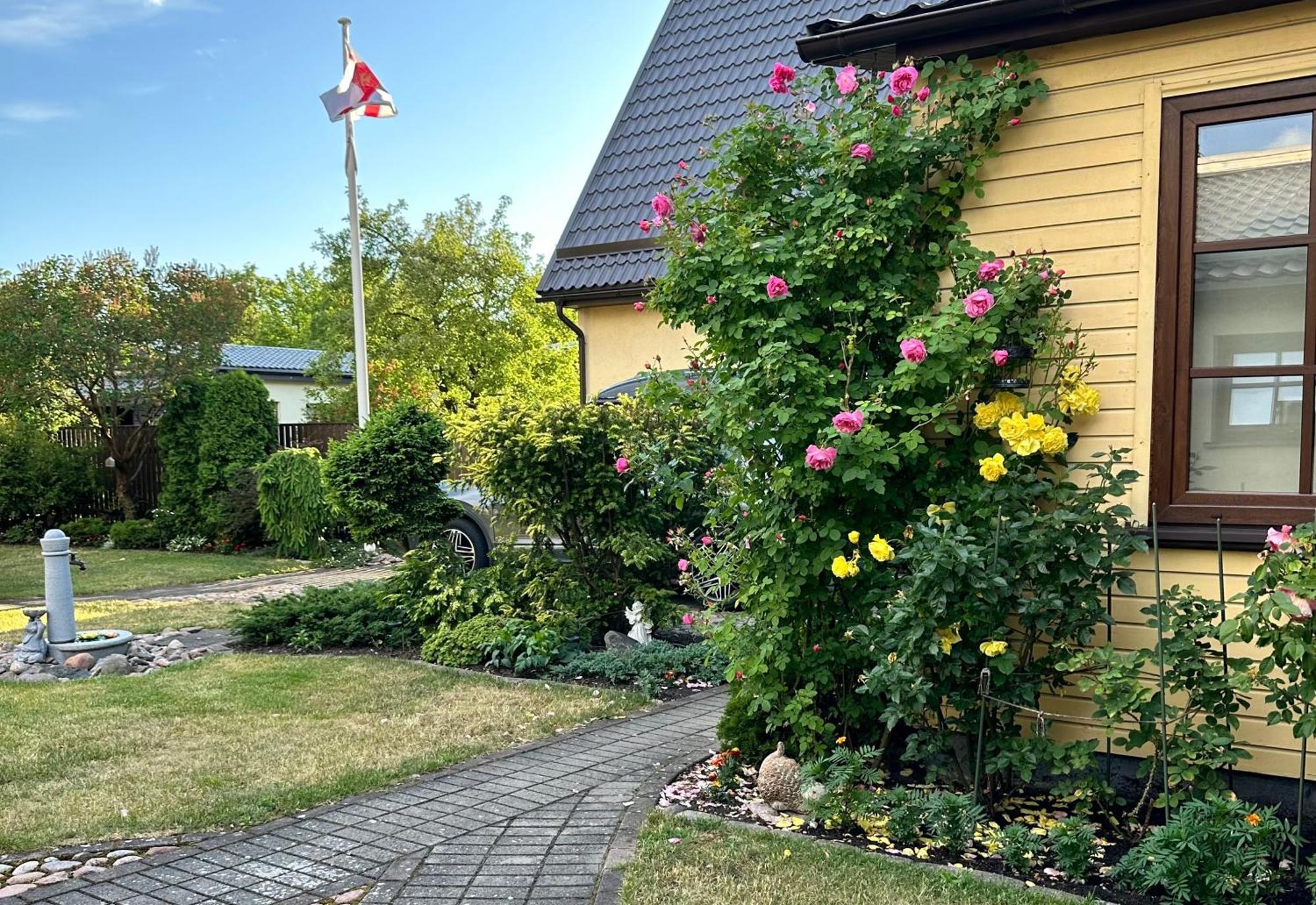 Ferienwohnung Anni Ventspils Exterior foto